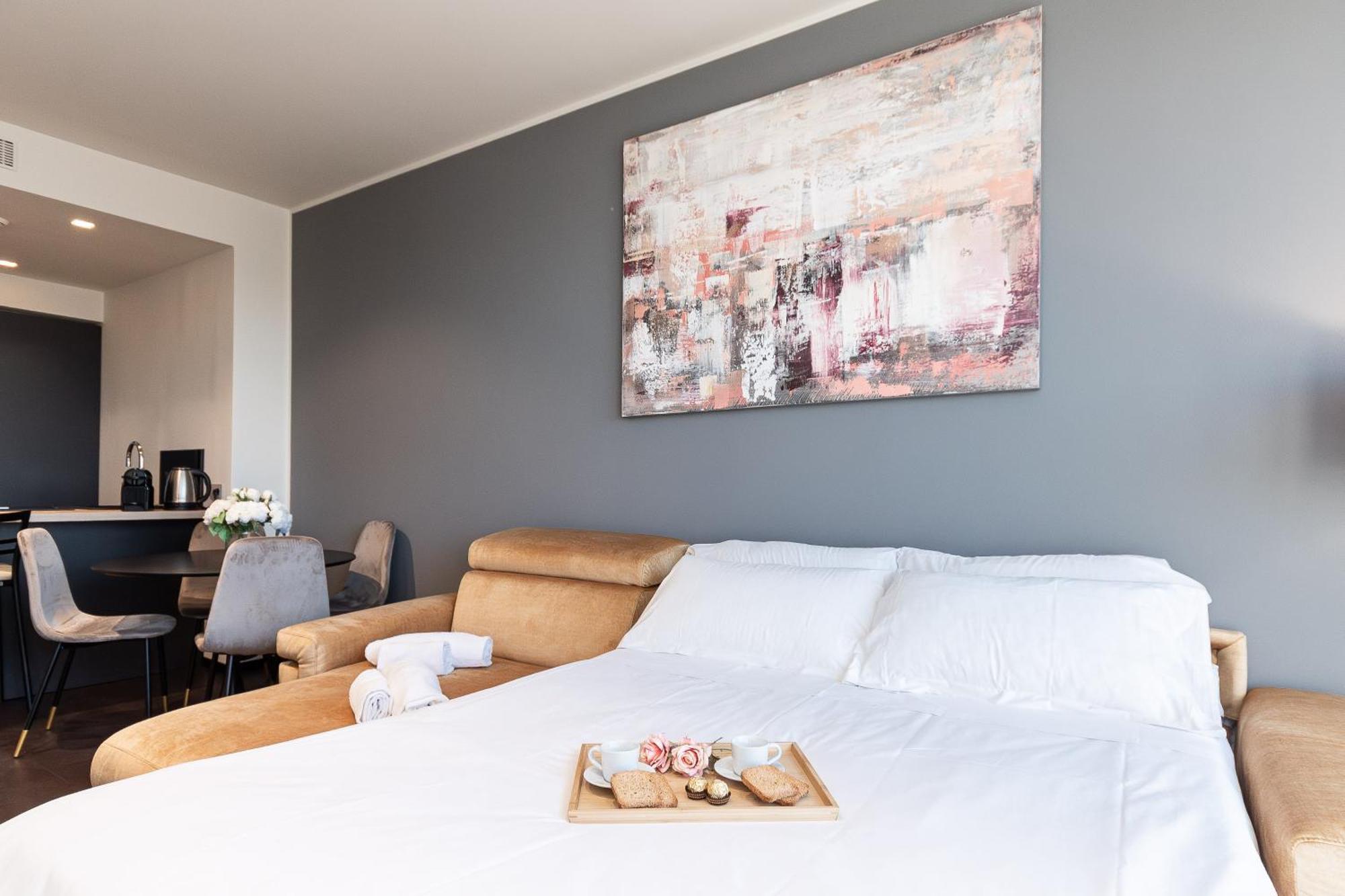 Free Parking In Luxury Suite With City View - Steps To Brignole Train Station Gênes Extérieur photo